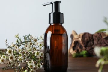 Best Natural Shampoos For Dry Scalp [Updated for 2024]